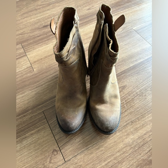 Distressed PLDM palladium leather boots - Picture 5 of 5